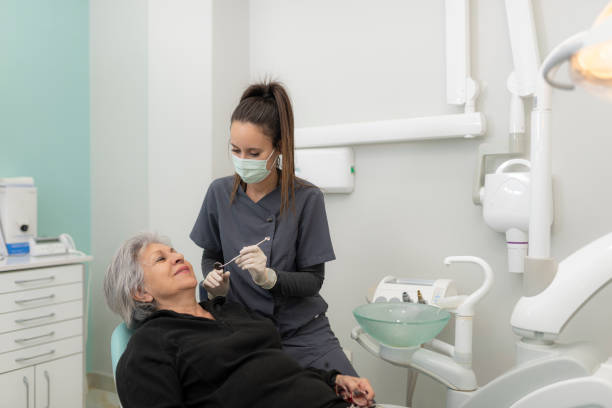 Best Emergency Treatment for Dental Infections or Abscesses in Maize, KS
