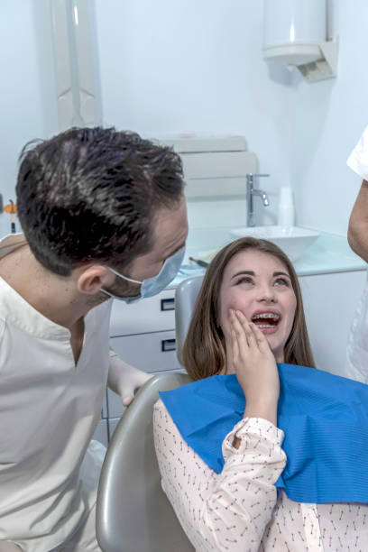 Best Emergency Dental Care for Broken or Chipped Teeth in Maize, KS